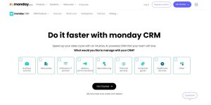 monday com CRM